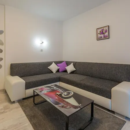 בית נופש Visa Krmpote-Vodice